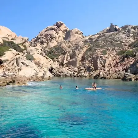 Boat Charter Bateau-hôtel Porto Cervo